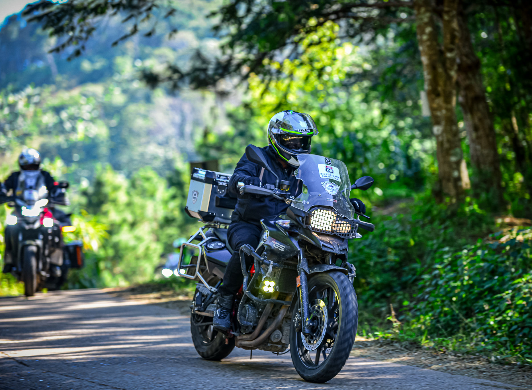 ภาพหน้าตรง BMW GS ระยะใกล้
